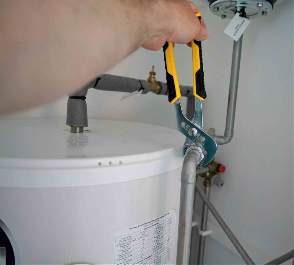 Advanced Plumbing water heater noise diagnosis and repair service in Stuart, Port St Lucie, Jensen Beach, Hobe Sound, Palm City, and Martin and St Lucie County Florida